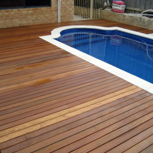 Manutenção deck piscina area externa